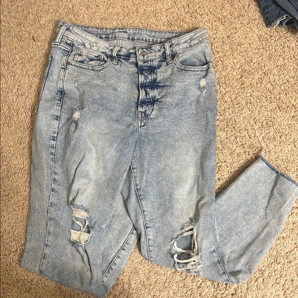 Light Blue Distressed Women's Jeans